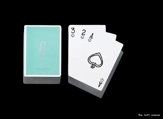 CO PLAYING TIFFANY & CARDS 0527